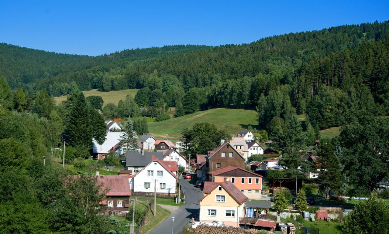 Horska Hugo Lodge Stribrna